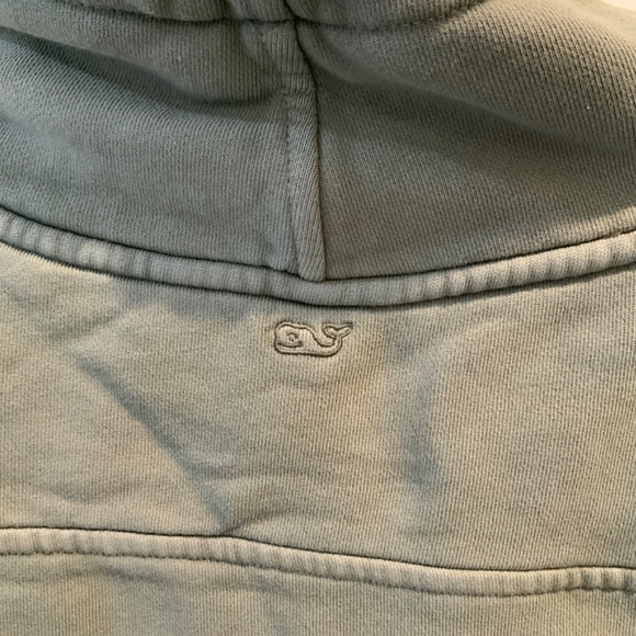 Vineyard Vines pullover - Picture 3 of 4